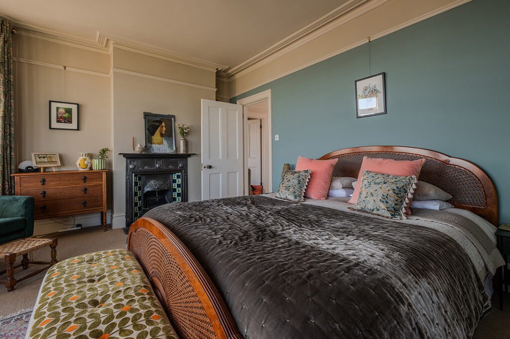 bedroom airbnb photograpy broadstairs