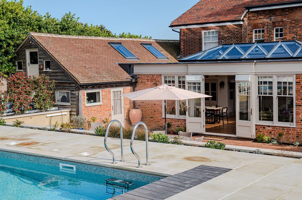 property photo pool kent